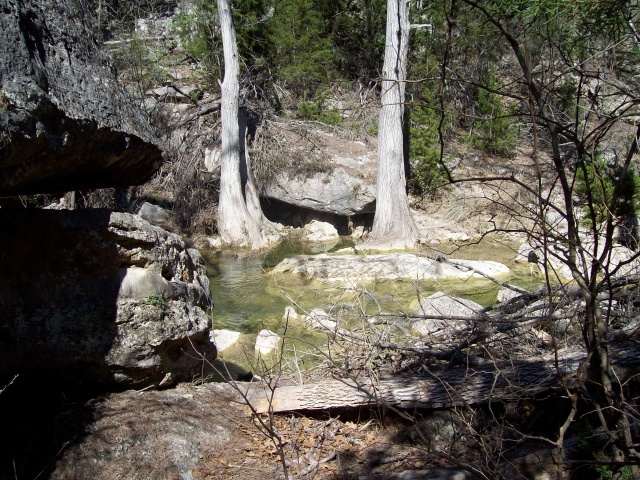 2010/03(Mar)/Hike to Hamilton Pool with Rhonda Troll/2010-03-12-Hamilton Pool-01.jpg